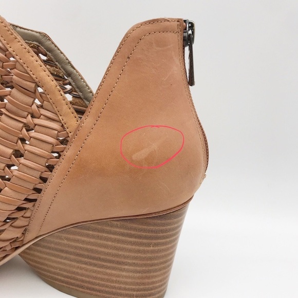 Donald Pliner Jacqi Wedge in Fawn Size 9.5 - Picture 14 of 16